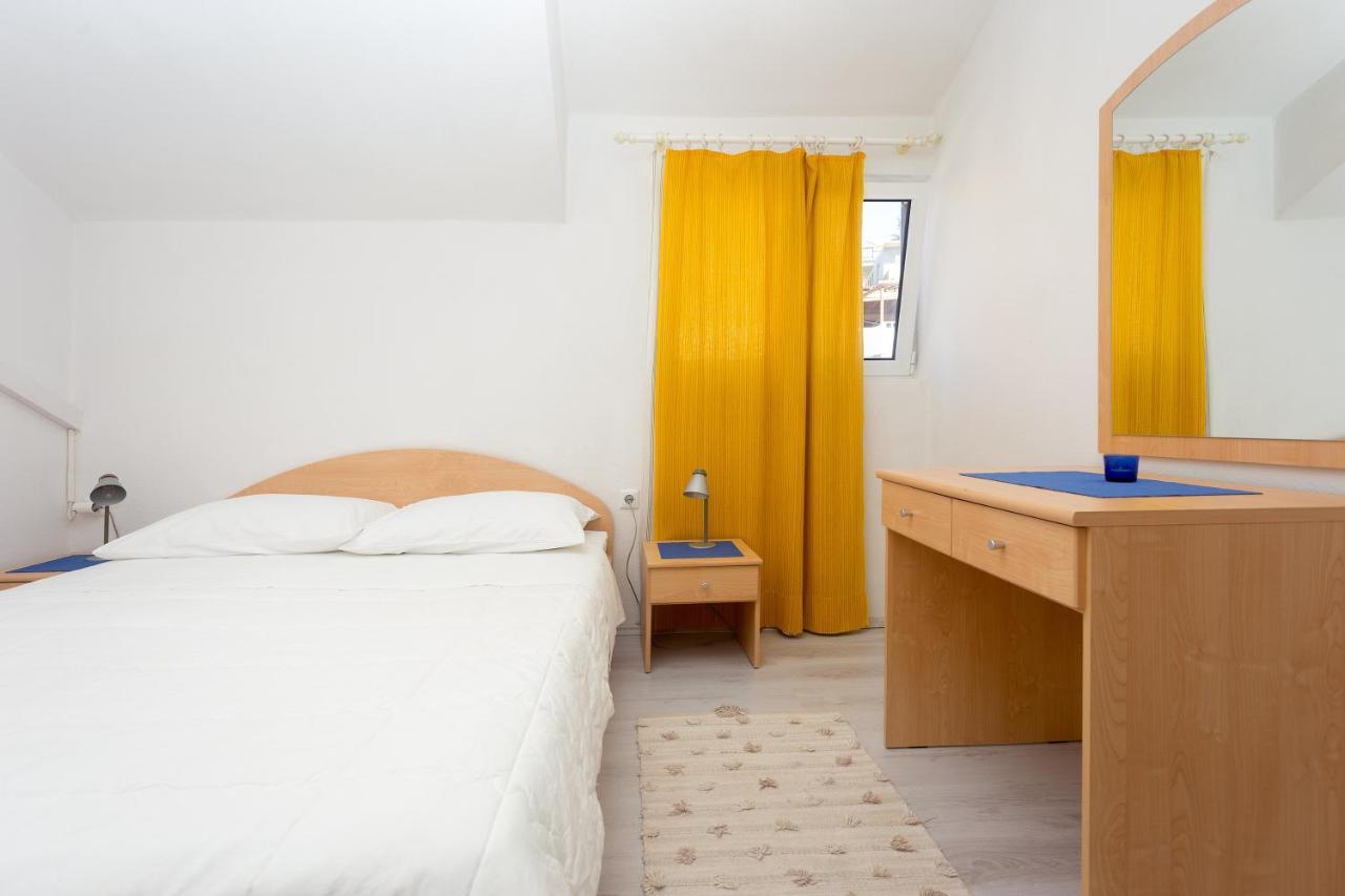 Apartments Dora Hvar Town Exterior photo