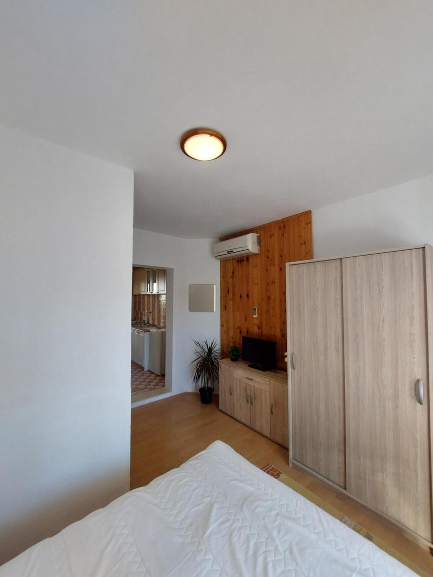 Apartments Dora Hvar Town Exterior photo